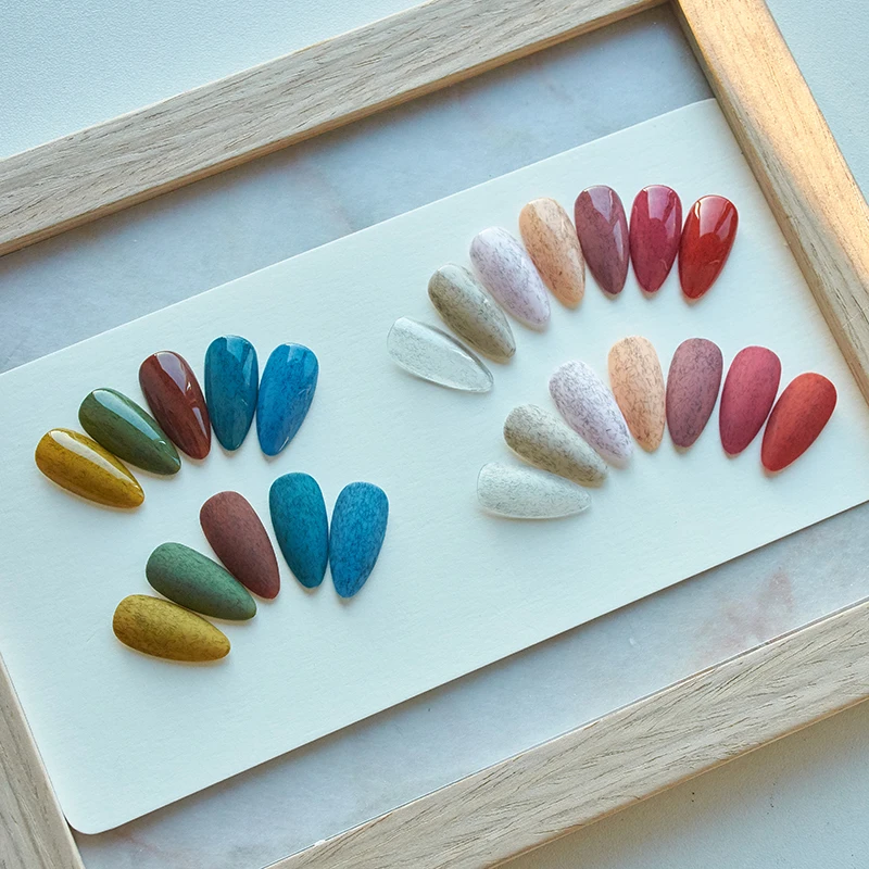 2023 hot sale Private Label Uv Nail Gel Glossy Clear Matte Shiny No-Wipe Fur Top Coat