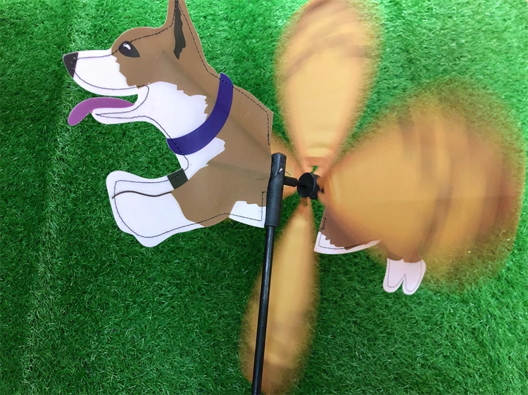 Puppy windmill that makes people love it, children holding toys, scene decoration windmill