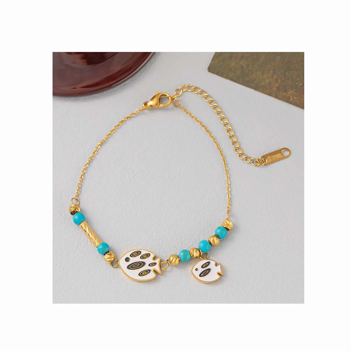 Stainless steel bracelet colored small fish blackboard natural turquoise small gold ball bracelet