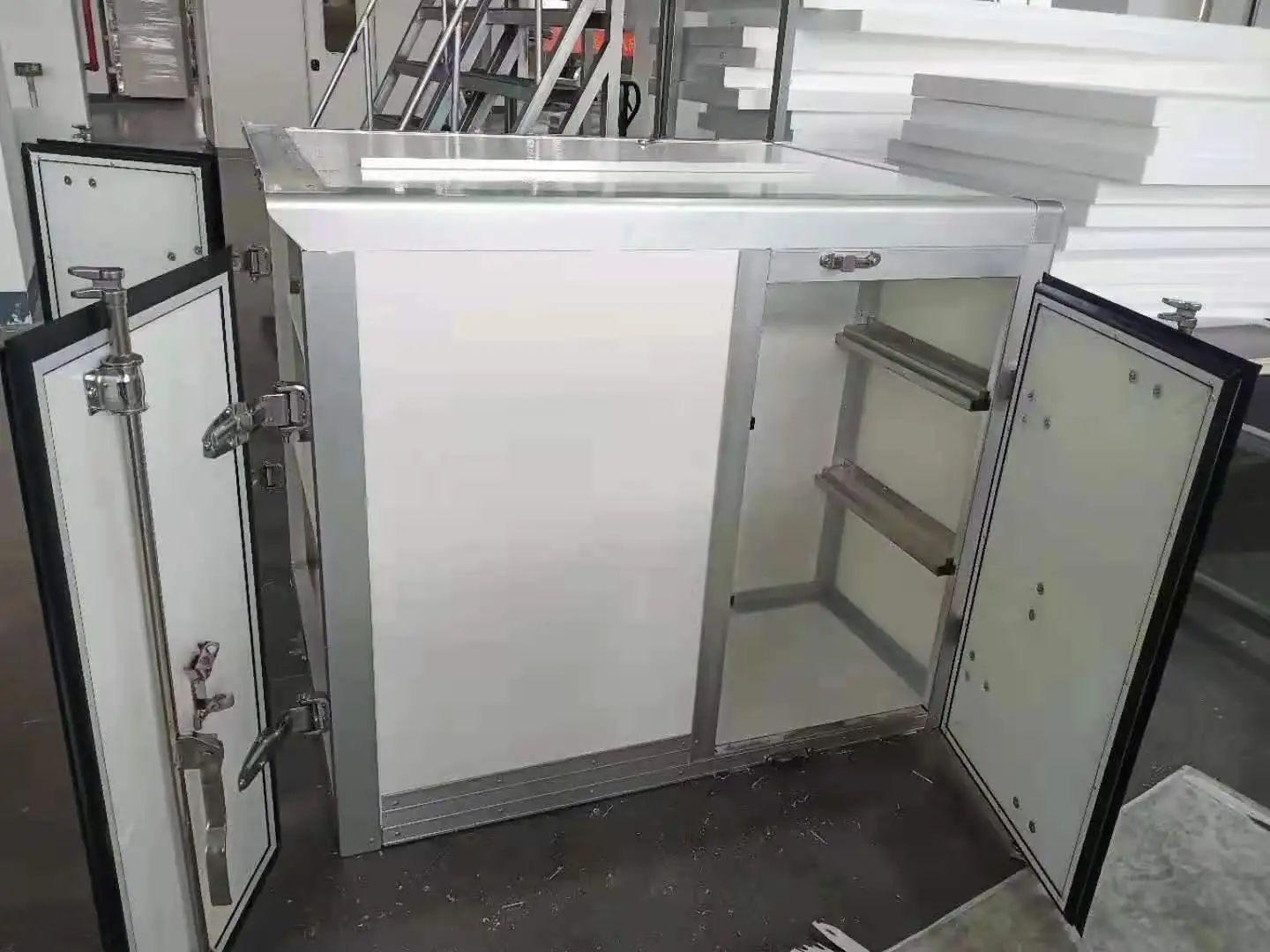 CKD Flat Rack PP Honey Comb Plate Truck Body Dry Cargo Box For Truck and Van