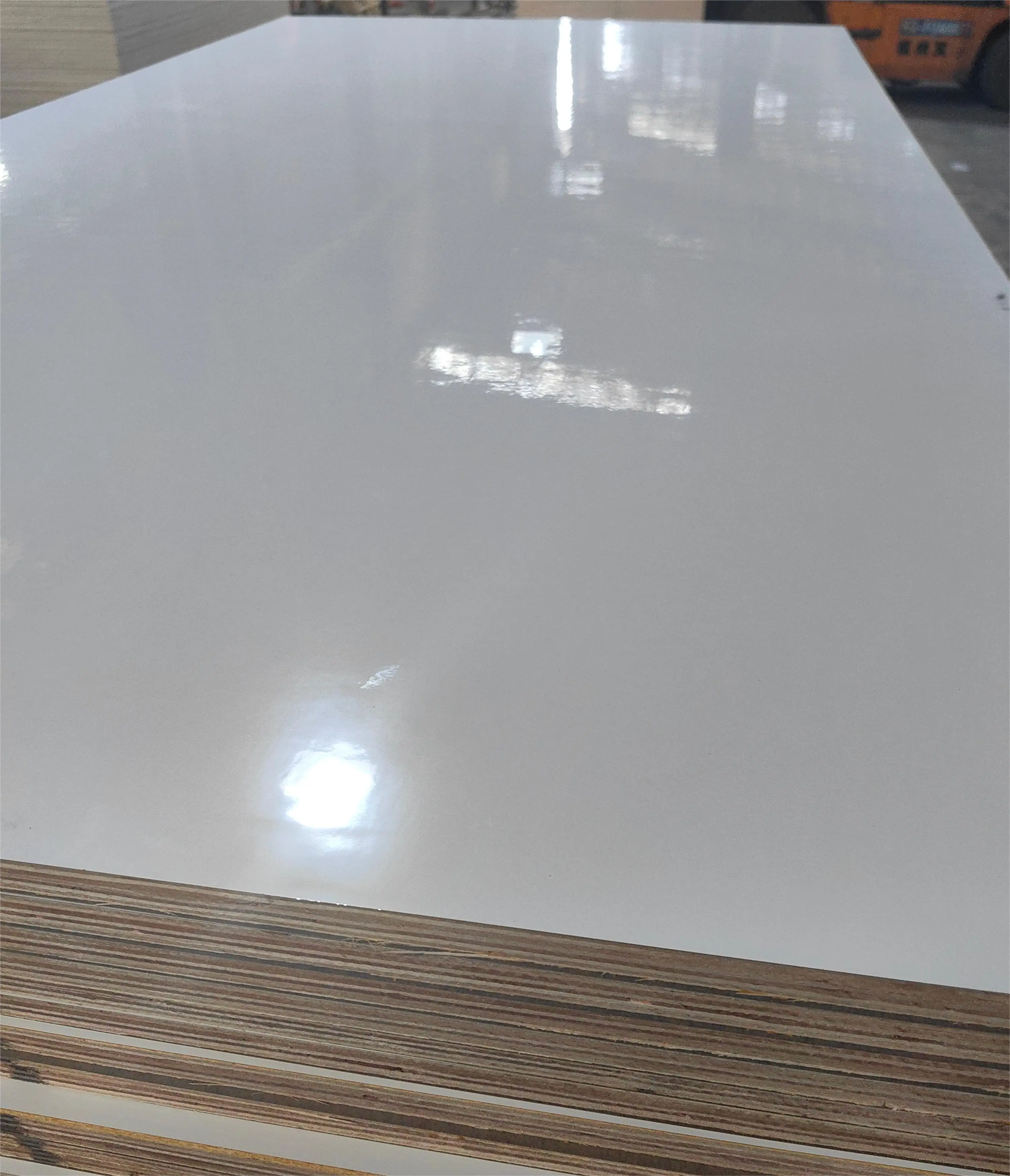 Wholesale Price 18mm HPL Laminated Fire Retardant Plywood For Furniture And Decoration