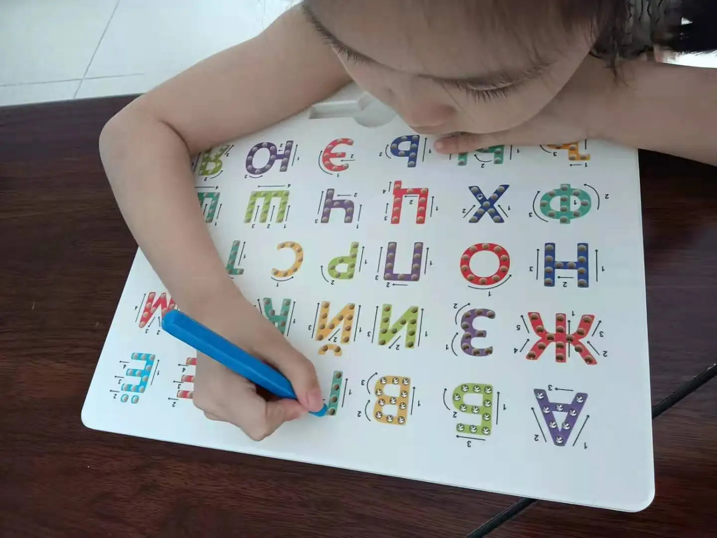 2022 Brand New Steel Balls  Portable Erasable Russian Writing Board Magpad Magnetic Drawing Board