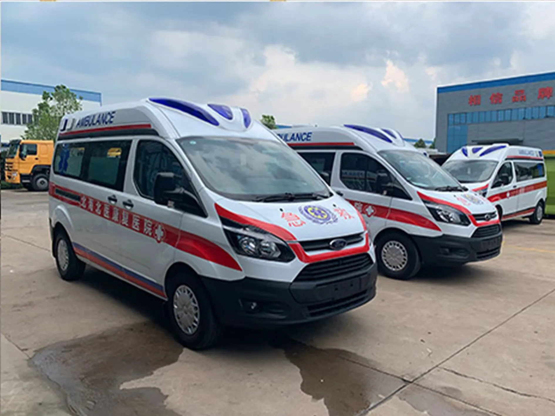 Используется для Ford New Transit V362 121 лошадиных сил Китай V бензин скорой помощи