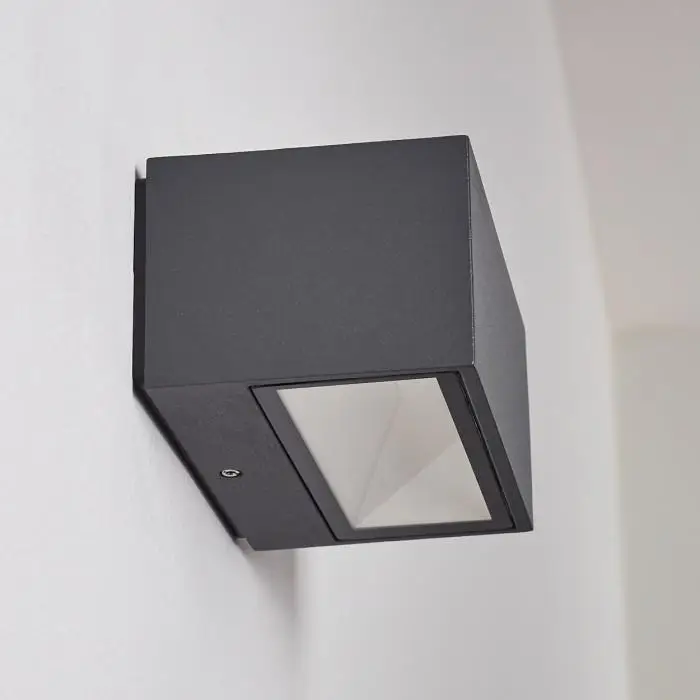Modern waterproof black aluminum long strip outdoor garden wall mounted up and down led wall light