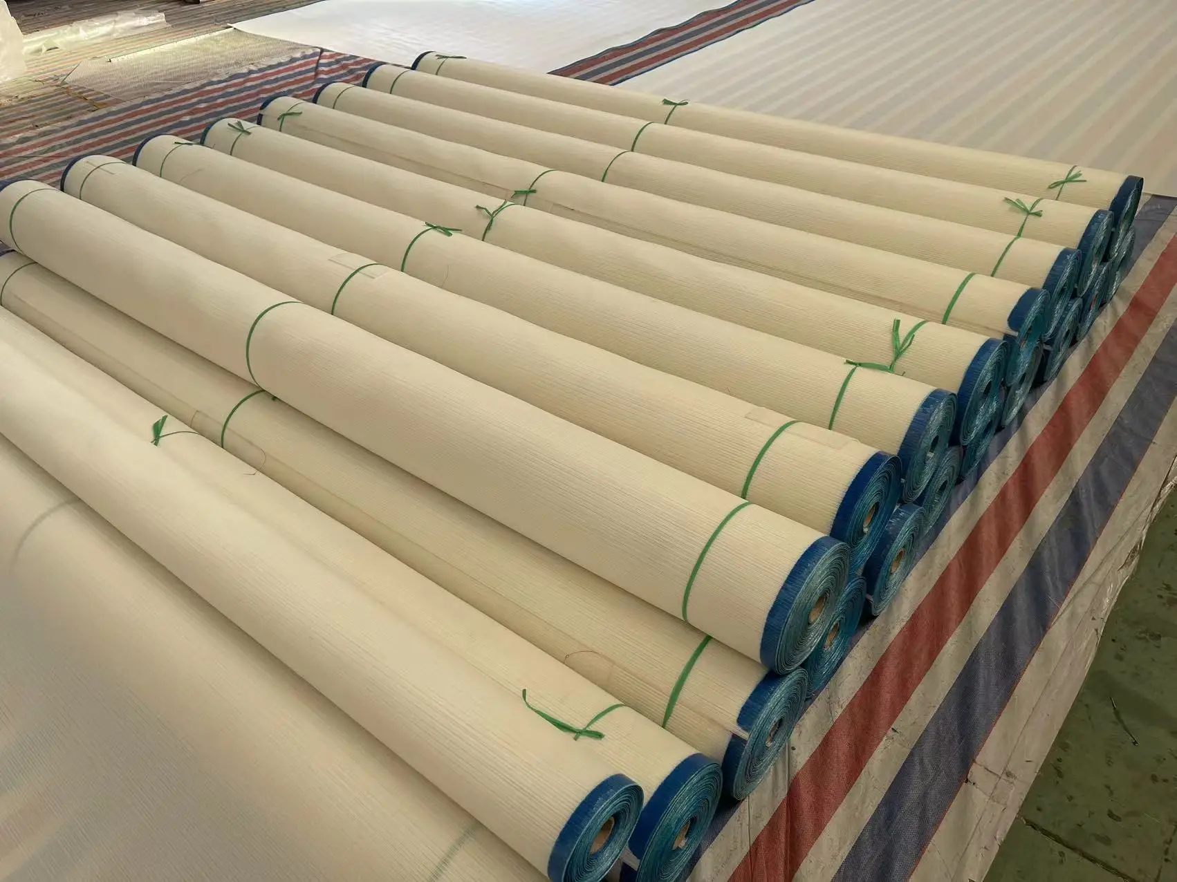 Polyester Mesh Conveyor Belt Forming Dryer Filter Fabric Belt For Paper Making Sludge Dewatering