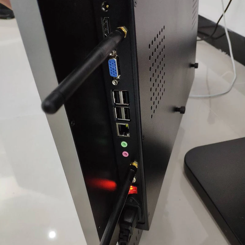 Commercial Wall-Mounted Touchscreen LCD Advertising Display Infrared Digital Signage for Wayfinding for Commercial Use