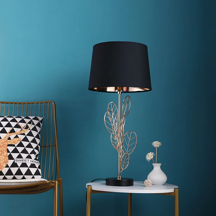 European modern design creative leaf shape iron material luxury gold table lamps for hotel home decor
