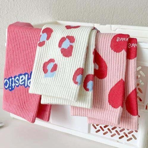 New design Wholesale designer Cotton Teen Young Girls sock Breathable custom tube womens socks