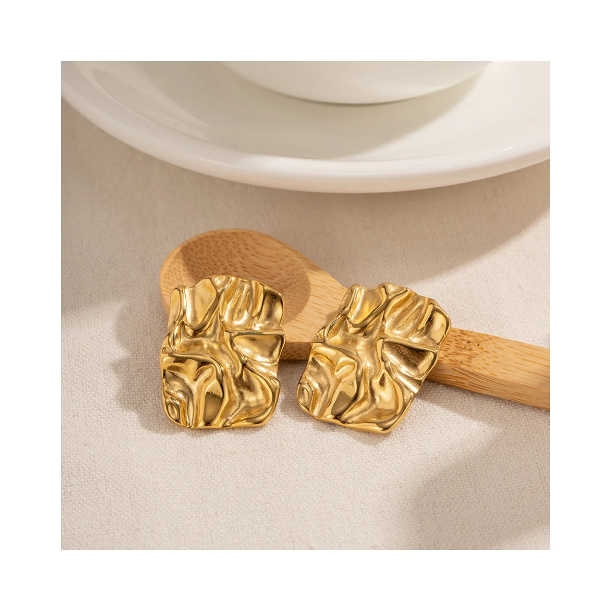 Factory Hot Sales Stainless Steel Stud Earrings 18K Gold Plated Square Wrinkled Stud Earrings For Women