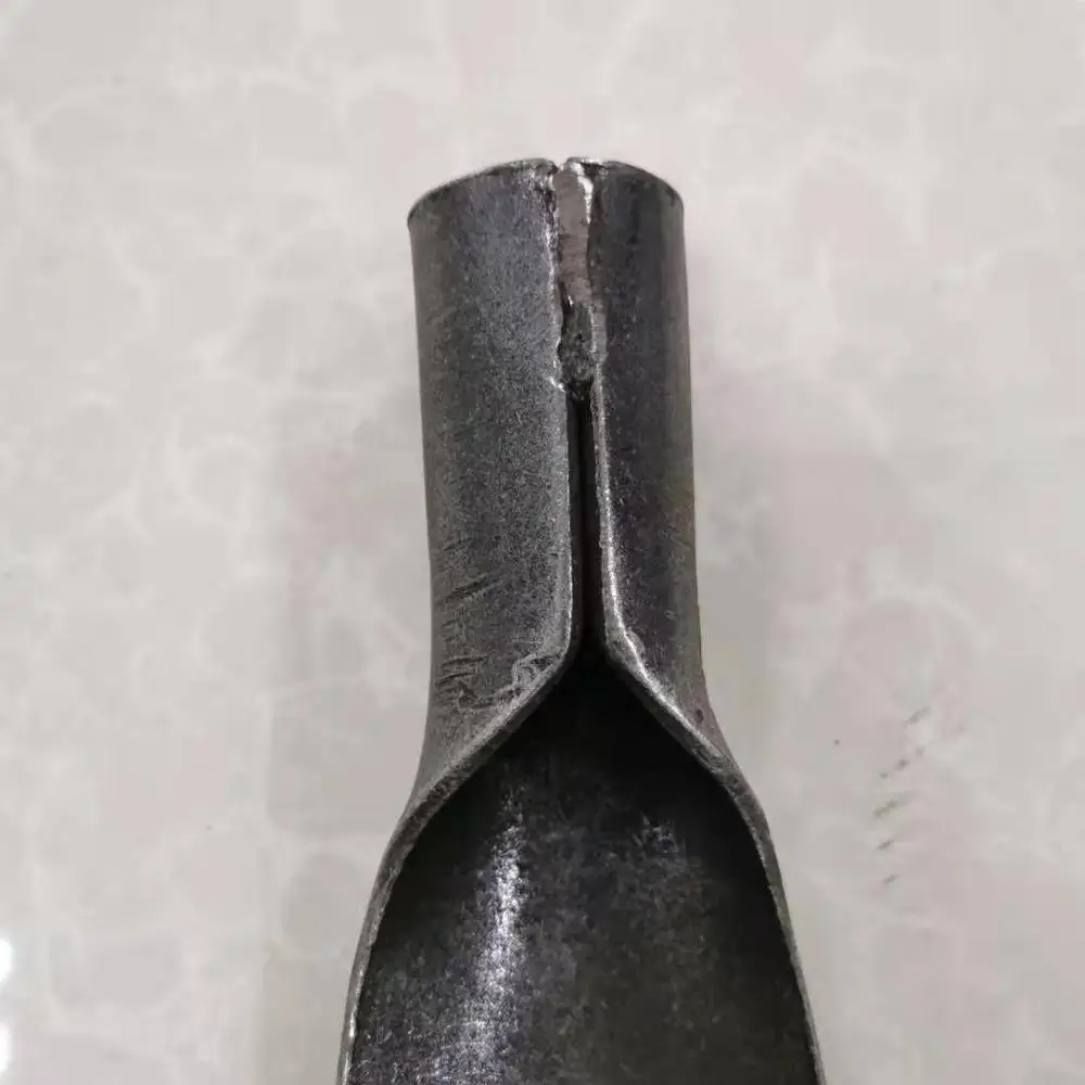 2022 year tree shovel and spade