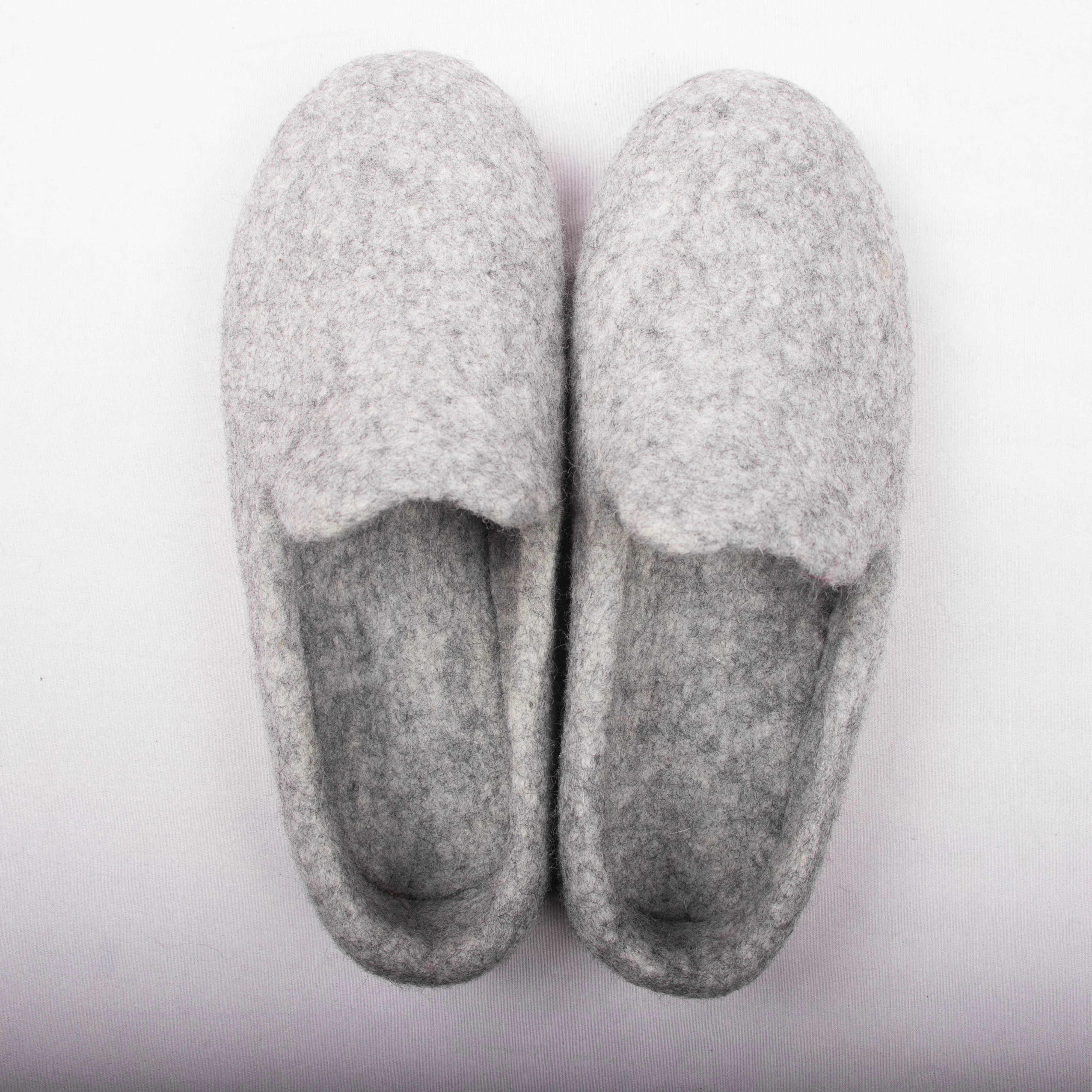 Wool Felt Slipper Different Customizable Design Branded Home wears Multi Purpose