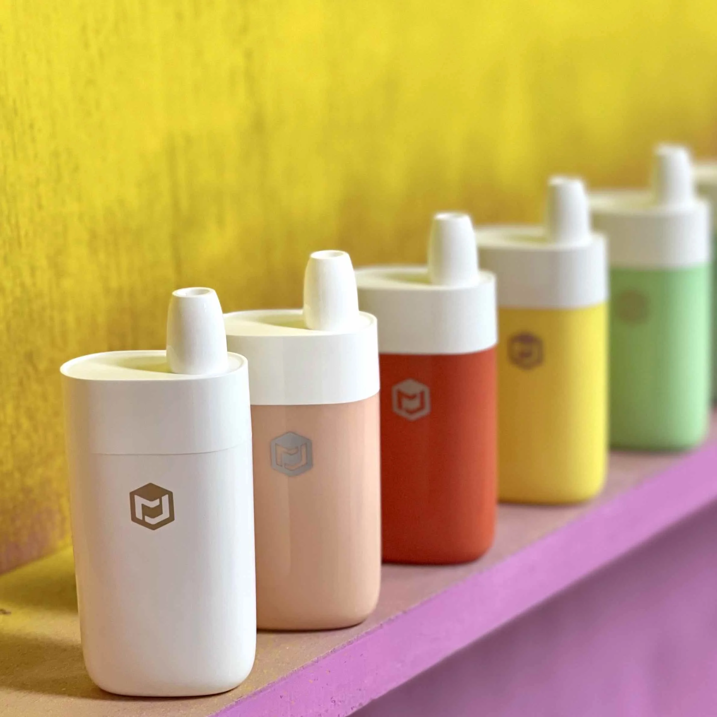 Оптовая продажа электронных сигарет Jomotech одноразовый вейп на 7000 затяжек W10