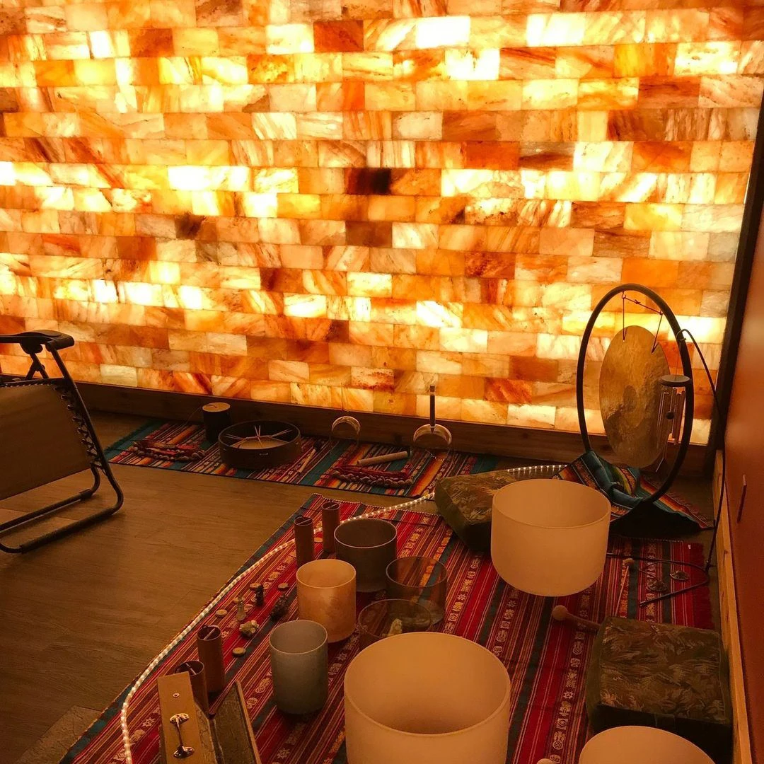 Himalayan Salt Blocks Spa Room Salt Tiles Natural Craft Real Estate Construction 20*10*5cm Himalaya Salt Bricks from China