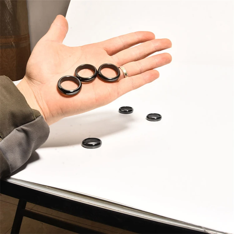 Wholesale Natural Black Magnetic Hematite Stone Rings Magnetic Energy Balance Rings For Couple