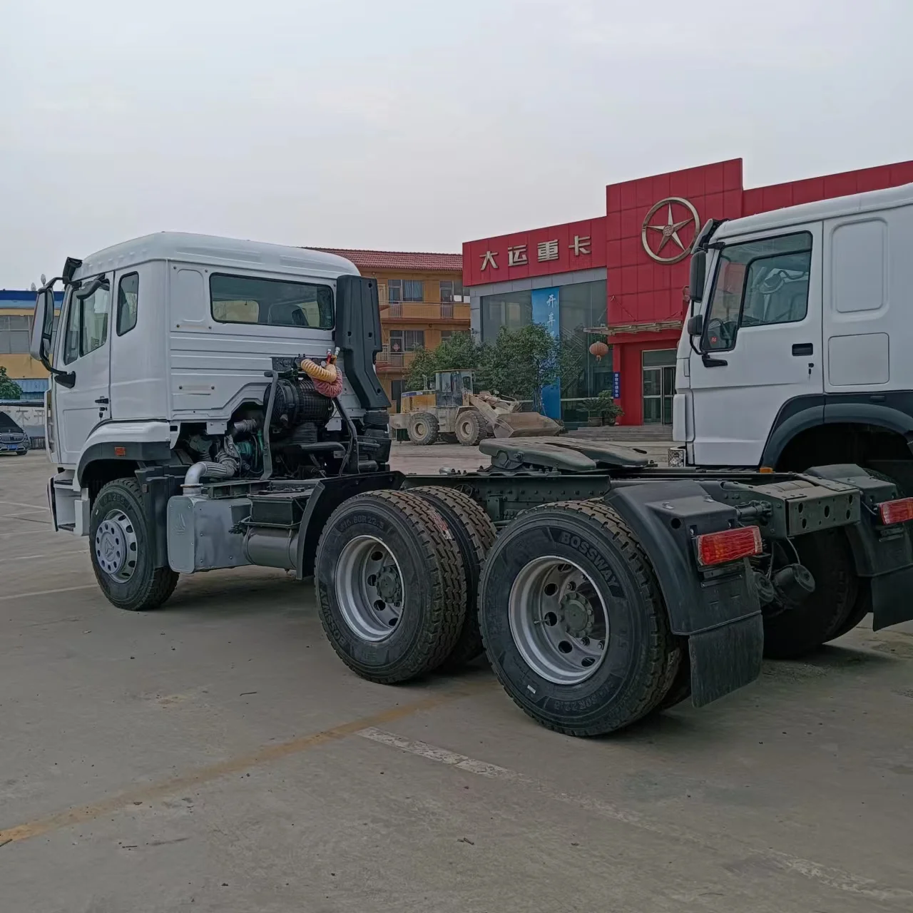 New tractor head Haohan trailer head right-hand drive popular in Africa