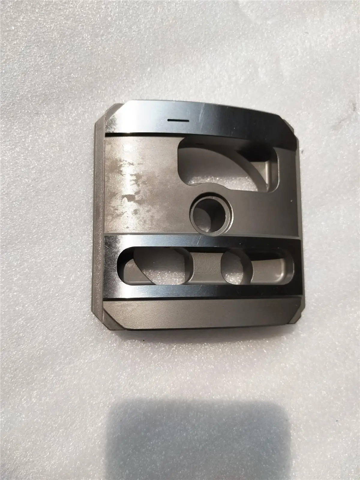 Zaxis 240-3 Spare Parts 2052067 Plate R