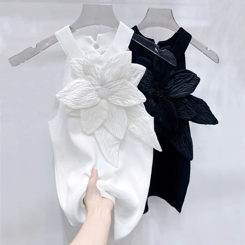TWOTWINSTYLE Fashionable Spring Vest Tops Patchwork Appliques Halter Collar Slimming Short Vest For Women