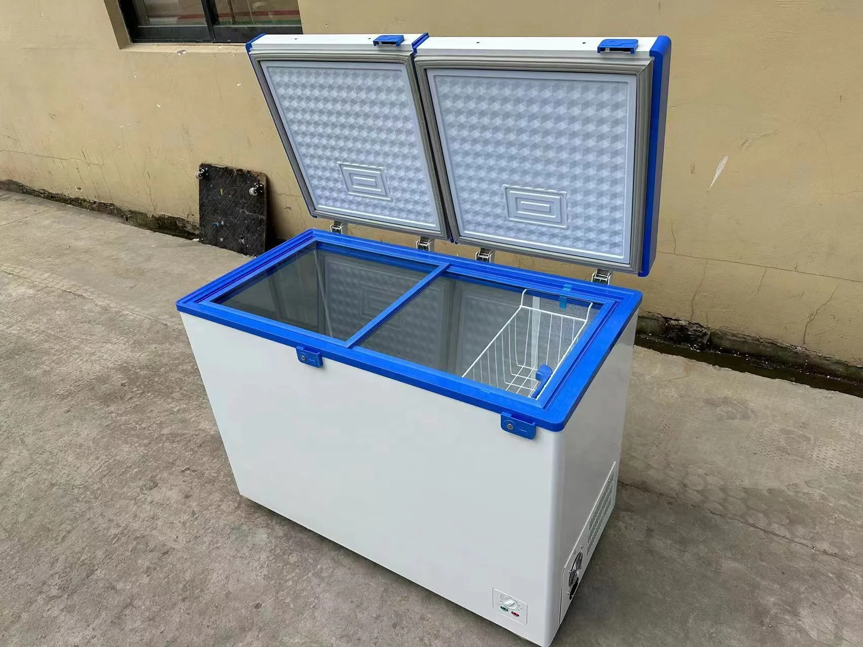 BD/BC-358 dc compressor 12v 24v  solar freezer commercial new chest freezers double doors solar cooler without solar system