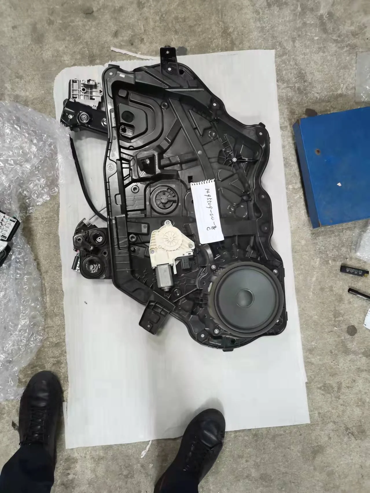 Автозапчасти New Energy 1495509-00-C-Z стеклоподъемник передний правый для tesla