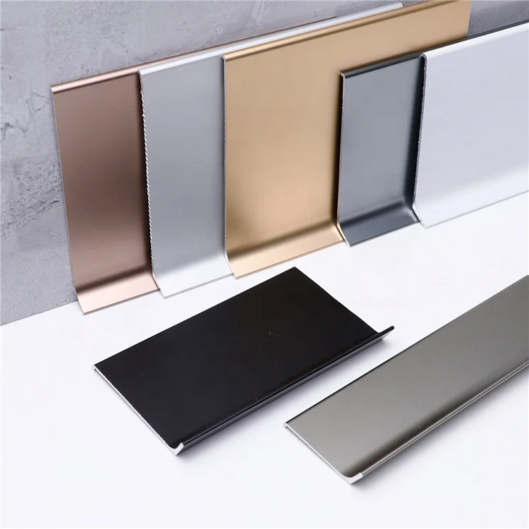 Free Sample OEM Logo Customized Modern Wall skirting