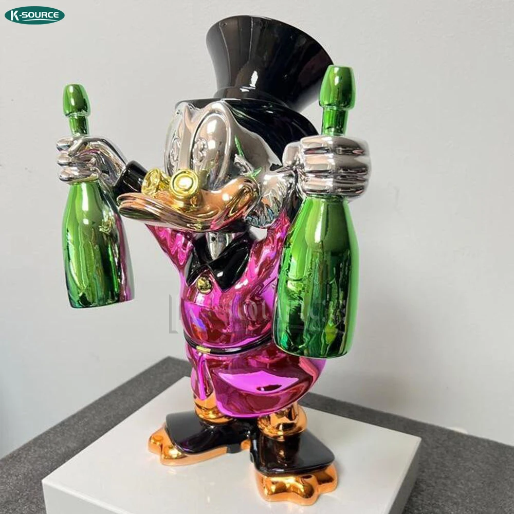 Rich money bag Donald Duck decorative sculpture Fiberglass sculpture Donald Duck resin crafts gallery display