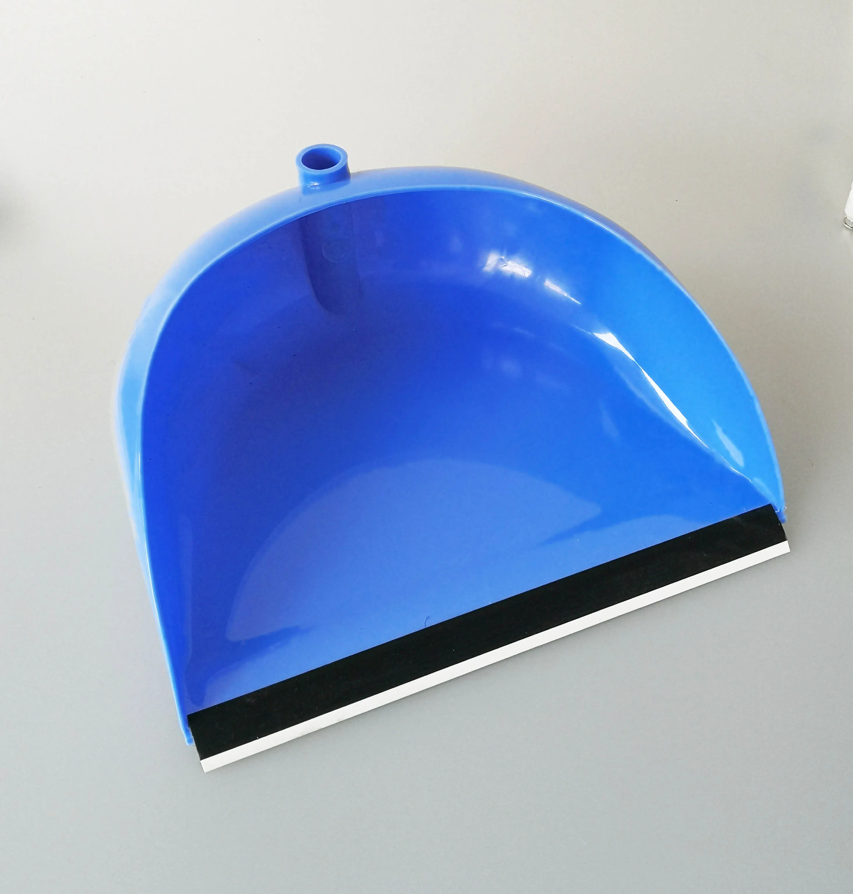 blue and green color long metal handle  plastic dustpan, household plastic shovel,upright pala