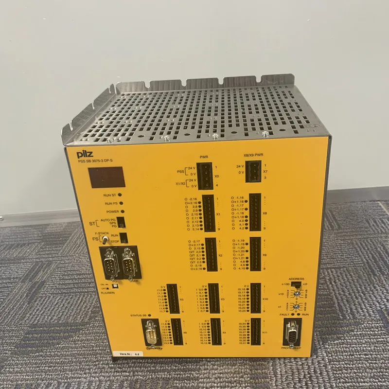 Новый в наличии Быстрая доставка Pil Z (полистиролсульфонат) SB 3075-3 DP-S система safetybus Profibus Slave PLC электронно-модули plc модуль контроллера