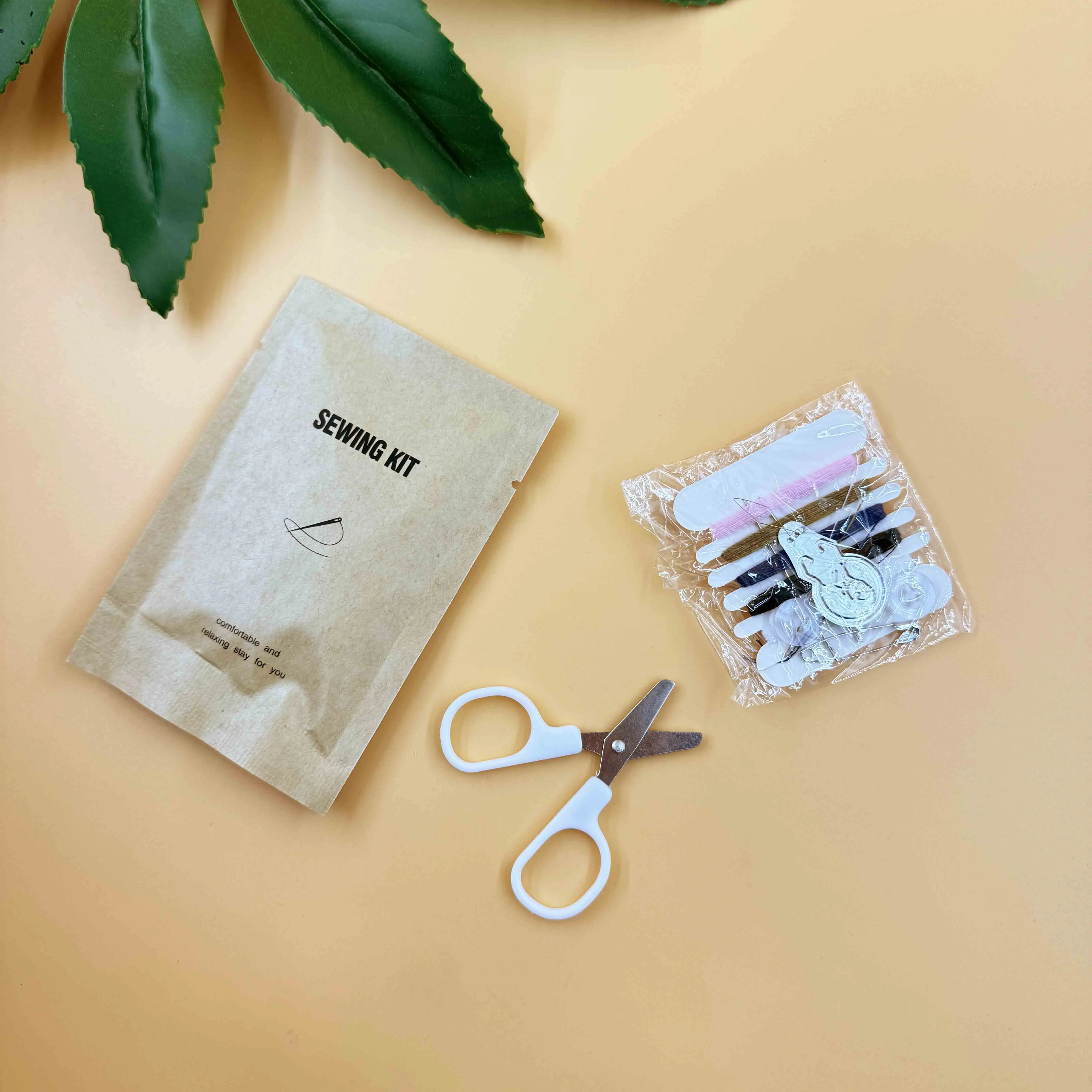 Sewing Thread Needle Wholesale Mini Travel Hotel for Adult High Quality Cheap Price independent Sewing Kit
