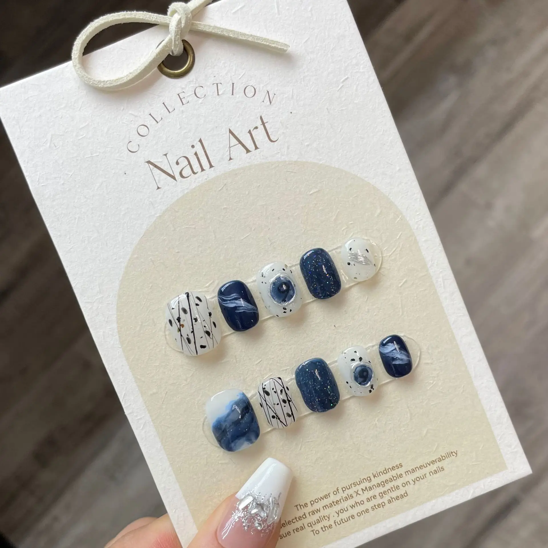 Wholesale Handmade Blue White 10 Pcs Kit Pre-Designed Full Cover Artificial False Fake Short Press On Nails With Custom Design