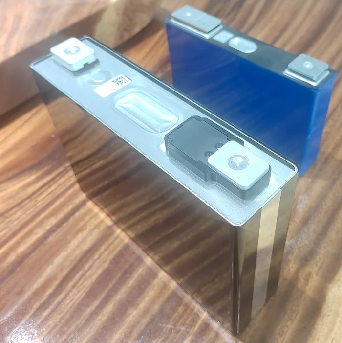 Лидер продаж аккумуляторная батарея на солнечной энергии EV NMC 3 7 в 50 Ач призматическая