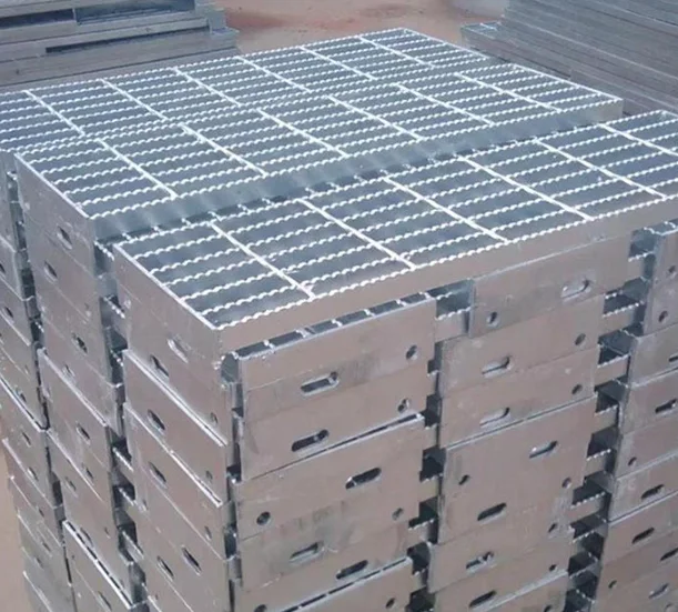 Free Combination Heavy Duty Outdoor Drain Kitchen Drain Stainless Steel with Galvanized Steel Grate