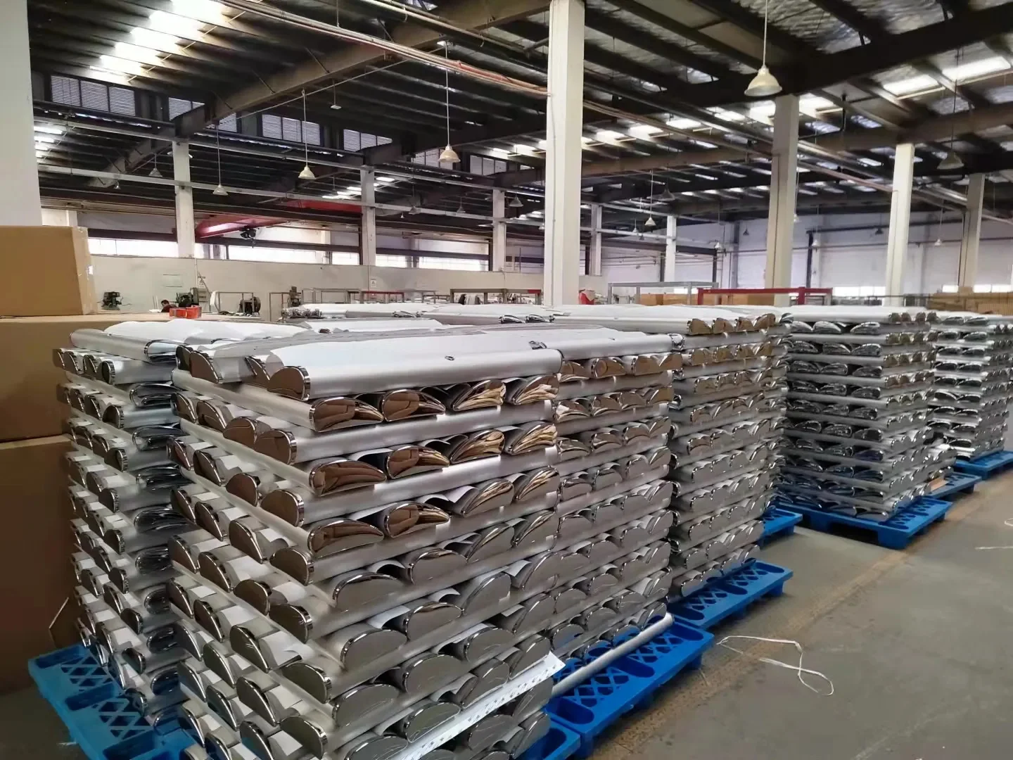 Best Selling Classic Aluminum  Retractable Roll-Up Marketing Banner Kakemono Advertising Background Banner Stand