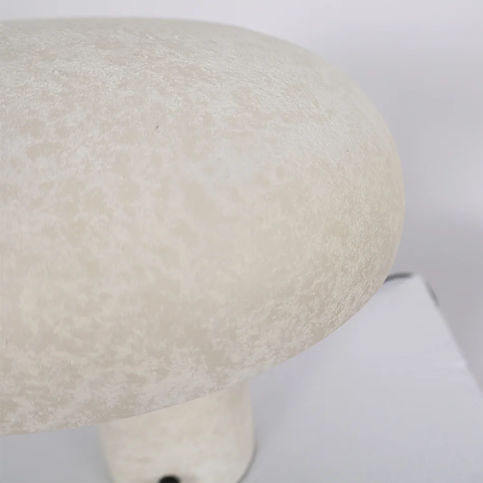 Wholesale Designer Nordic Plastic Home Hotel Bedroom Decorative Bedside Luxury Modern Led Mushroom Table Lamp For Reading Room