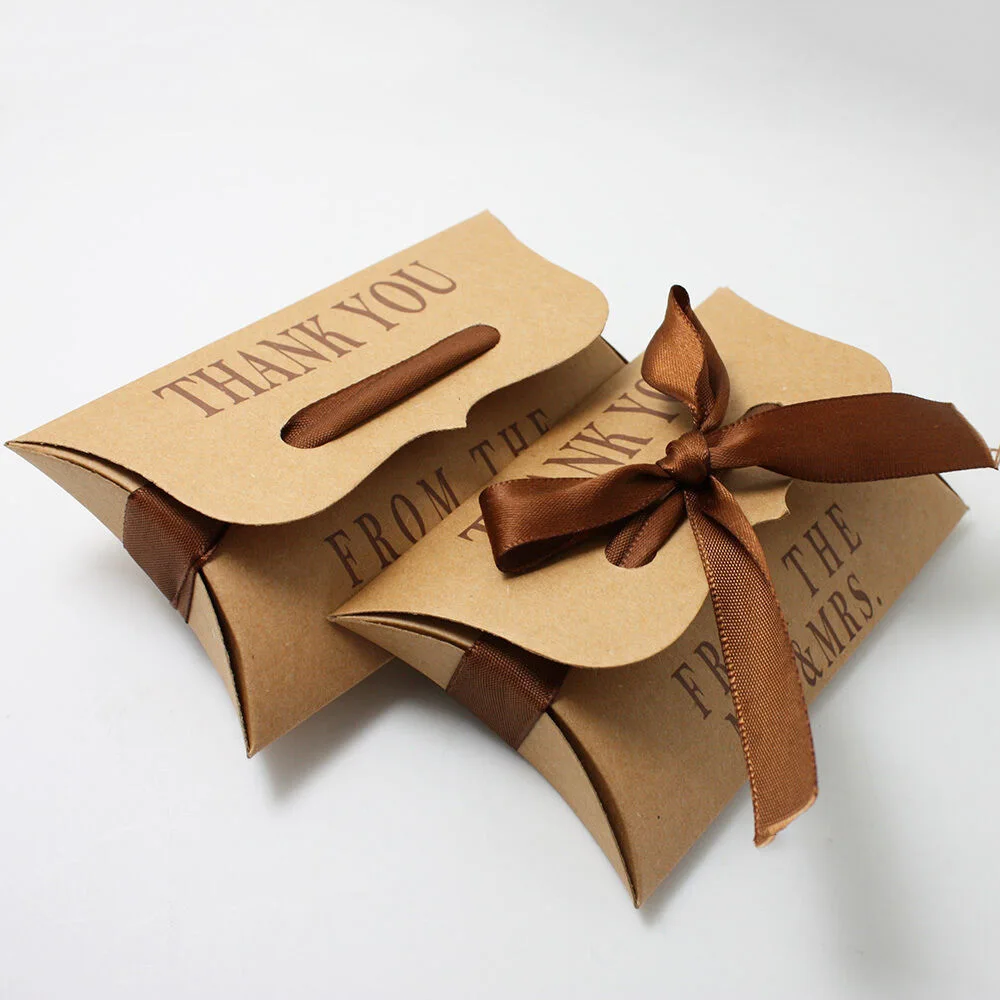 Unique Cosmetic Bottle Toy Pillowcase Pie Donut Lip Gloss Bundle Paper Packaging Box