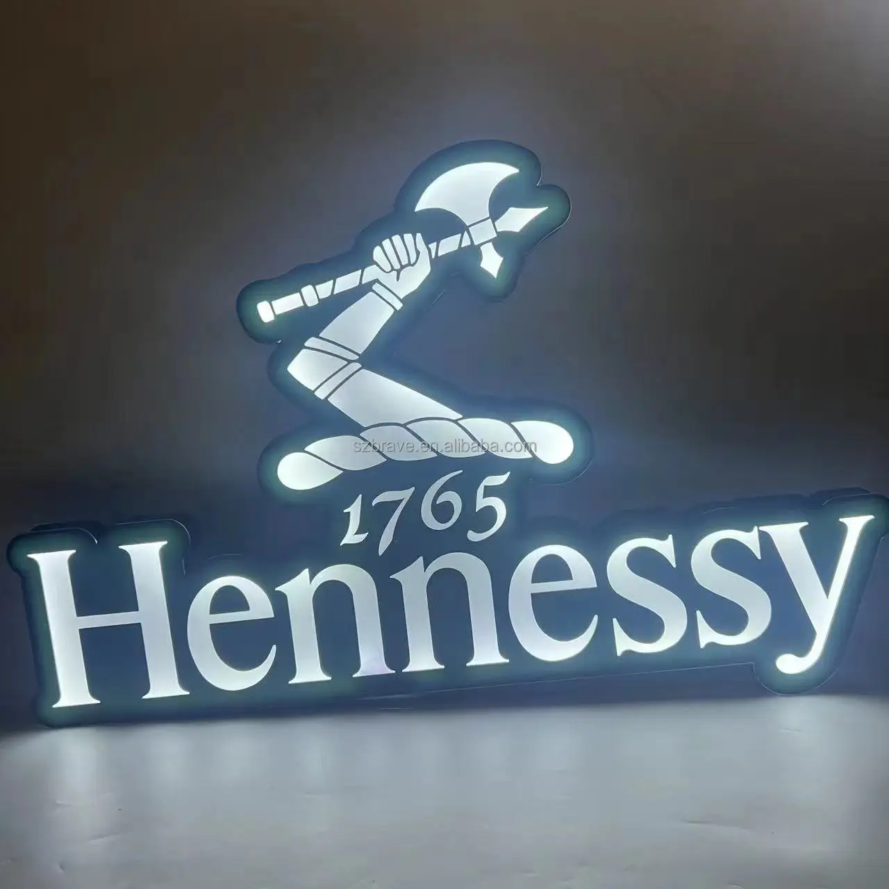 OEM Rechargeable Acrylic LED Hennessy XO Sign Bottle Presenter Glorifier Display VIP Marquee Sign for Night Clup Party