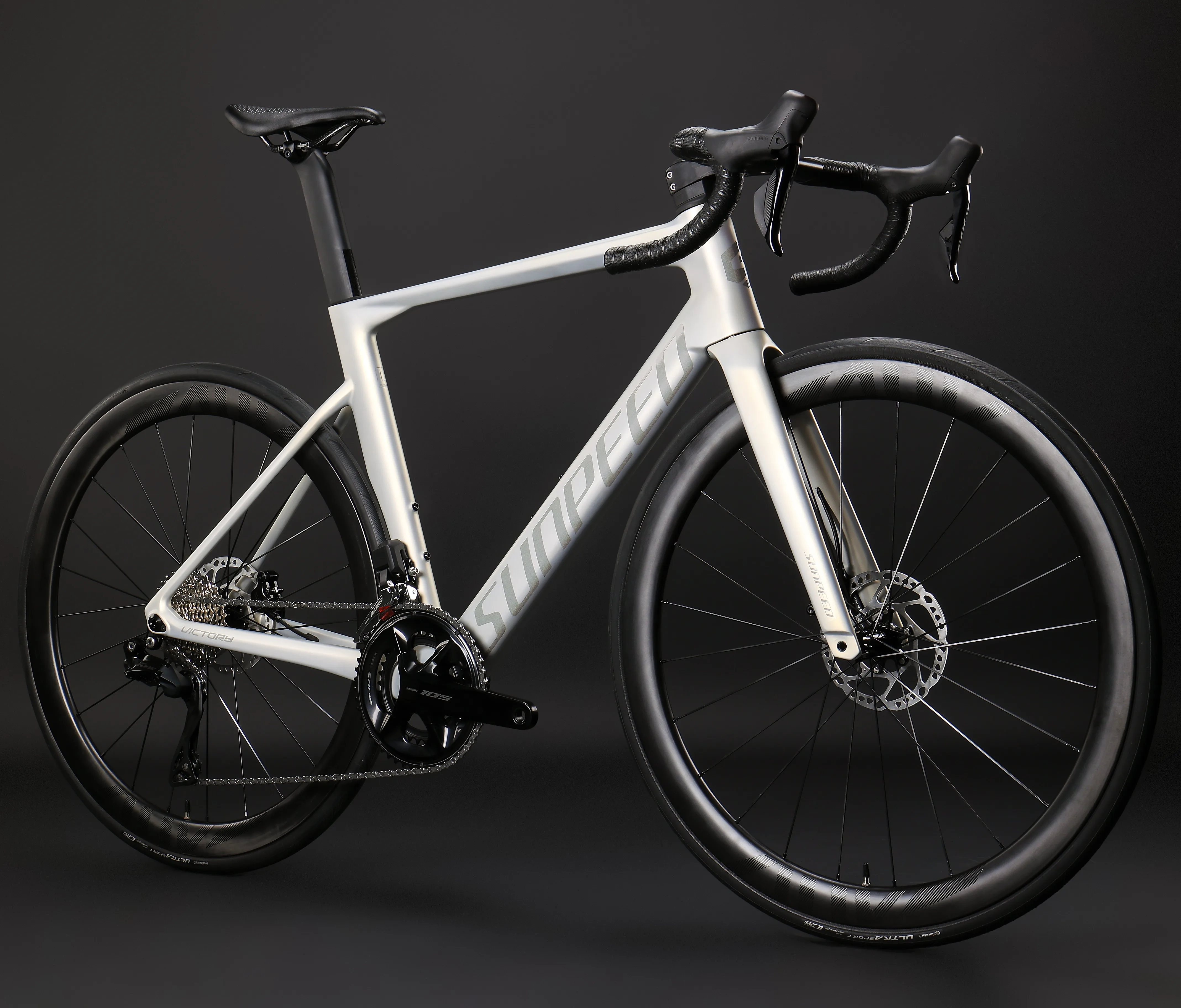 7 5 кг Сверхлегкий 700C шоссейный велосипед из углеродного волокна с SHIMANO 105 DI2 groupset