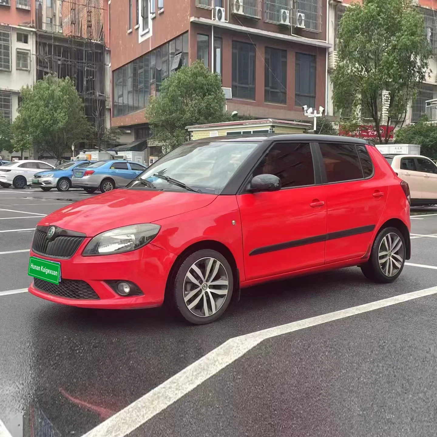 Подержанные автомобили для продажи 2015 Skoda Octavia Mingrui Pro Tsi280 с левым рулем семейный бензин Лидер продаж взрослых