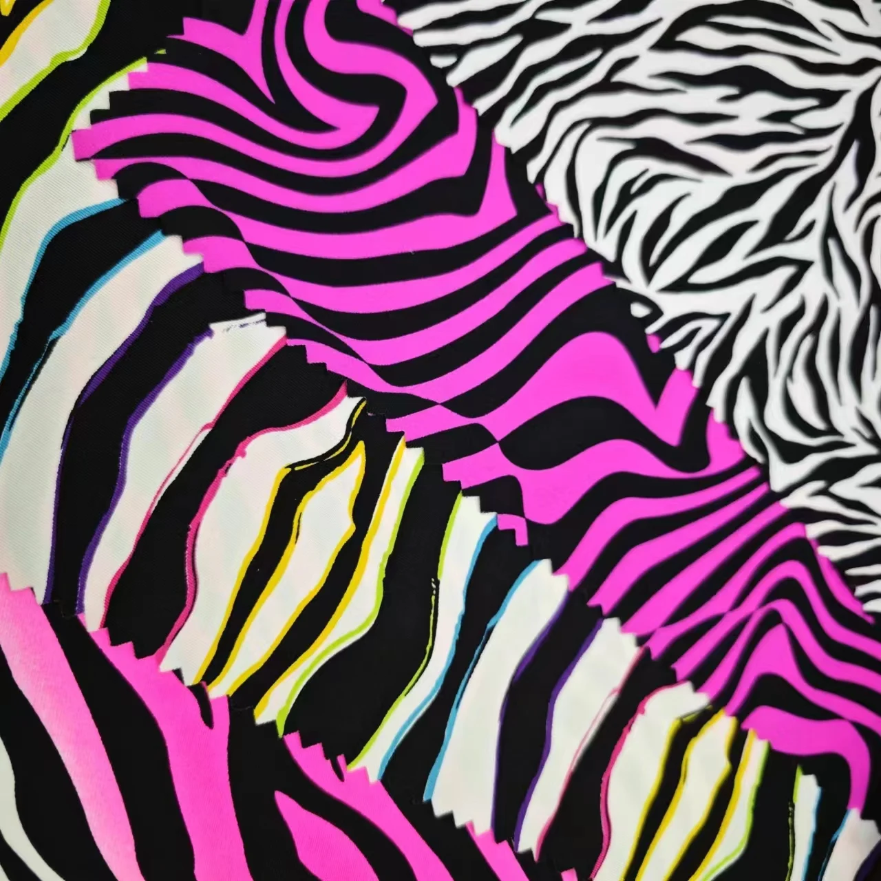In Stock White and Black 4 Way Stretch 82% Nylon 18% Spandex Plain Knitted Different Color Zebra Printed Swimwear Fabric