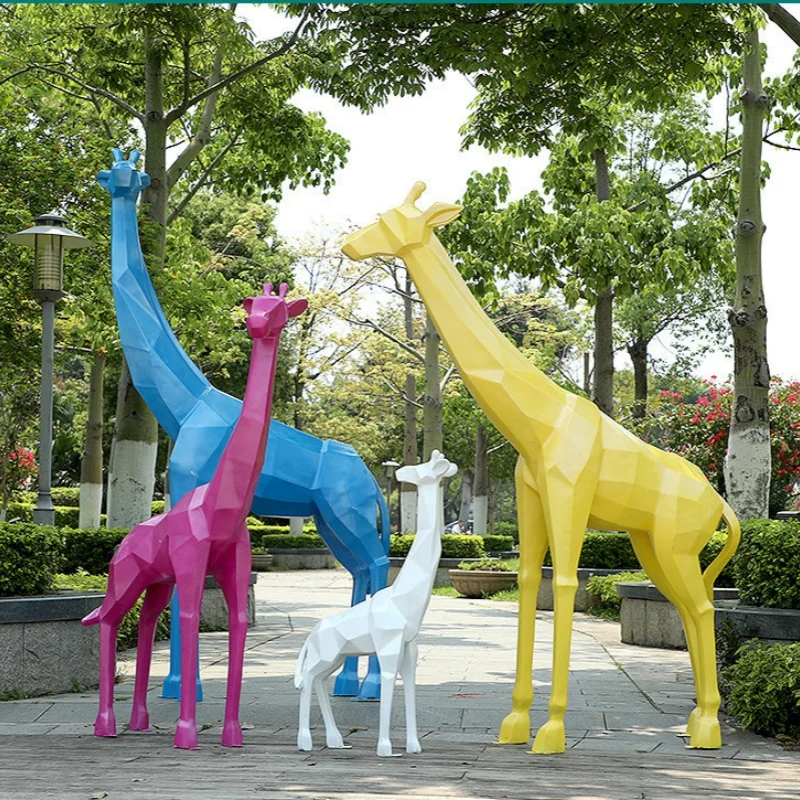 Factory Fiberglass Abstract Geometric Giraffe Sculpture Garden Landscape Outdoor Large Sculpture Decorative Ornaments