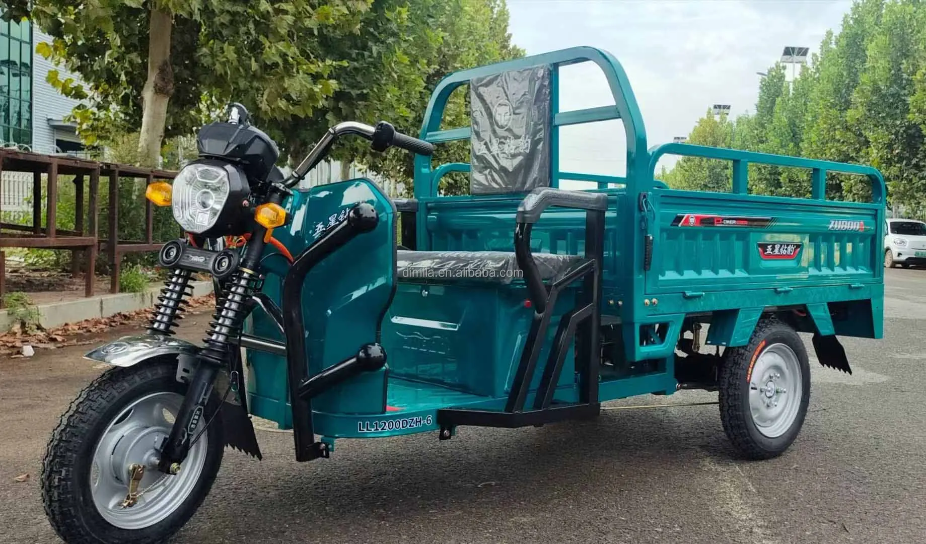 Hot-Selling Electric Tricycle 1.5 Meters Widened Integrated Rear Axle External Spring Shock Absorption  For Cargo Tricycle