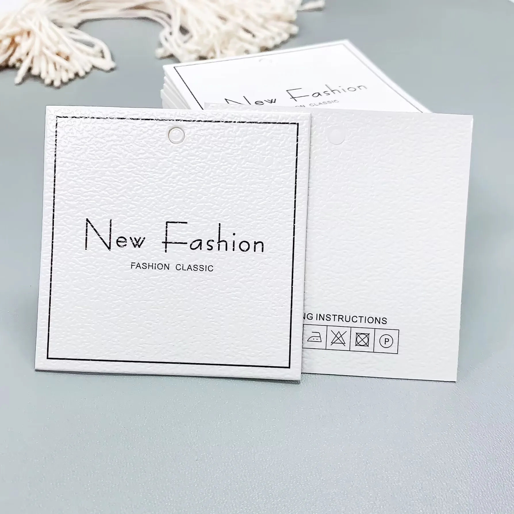 Eco--Friendly Custom Clothing Tags for Handmade Items Personalized High Quality Fashion Garment Labels Hang Tags with Logo
