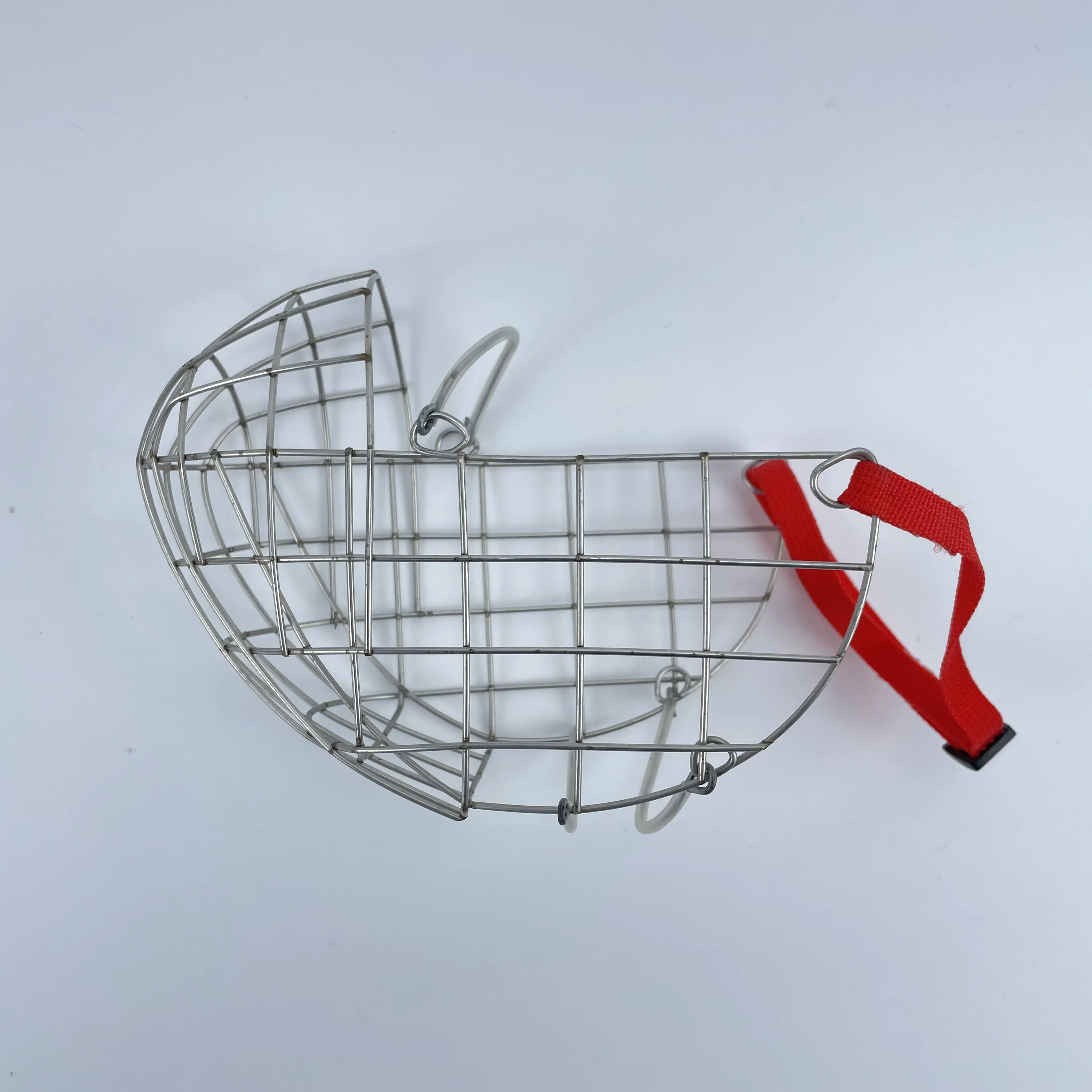 SinSky Wholesale best price newly style Iron Dog Muzzle Cage Durable Iron Dog Muzzles