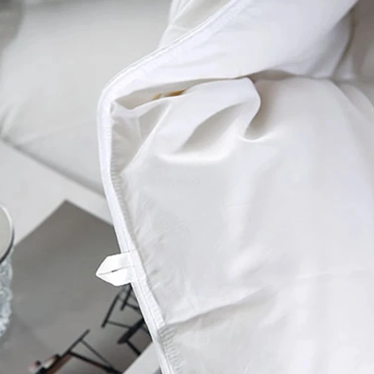 Hot Sale Wholesale custom Popular soft winter quilt down microfiber comforter duvet