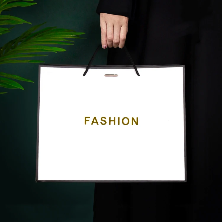 Wholesale Boutique Jewelry Packaging Luxury High Quality Golden Edge Black Paper Bag With Logo Custom Printed