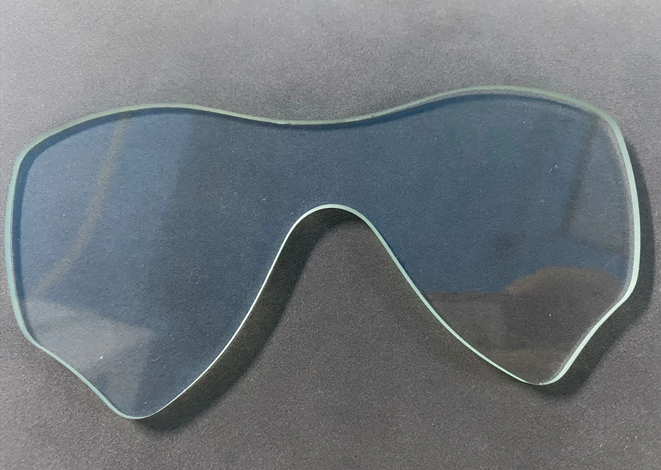 Cloud Laser  high speed no pollution all shapes tempered glass laser cutting machine