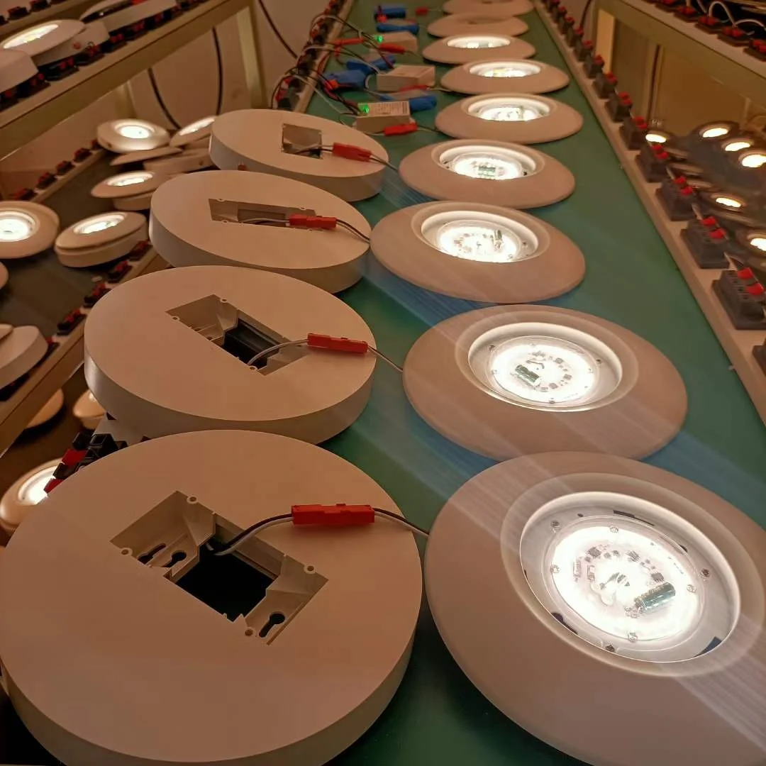 ETL 7' 8' 15W Emergency Battery Backup LED Disk Light 90 Minutes Working Time CCT Adjustable Surface Mount Downlight