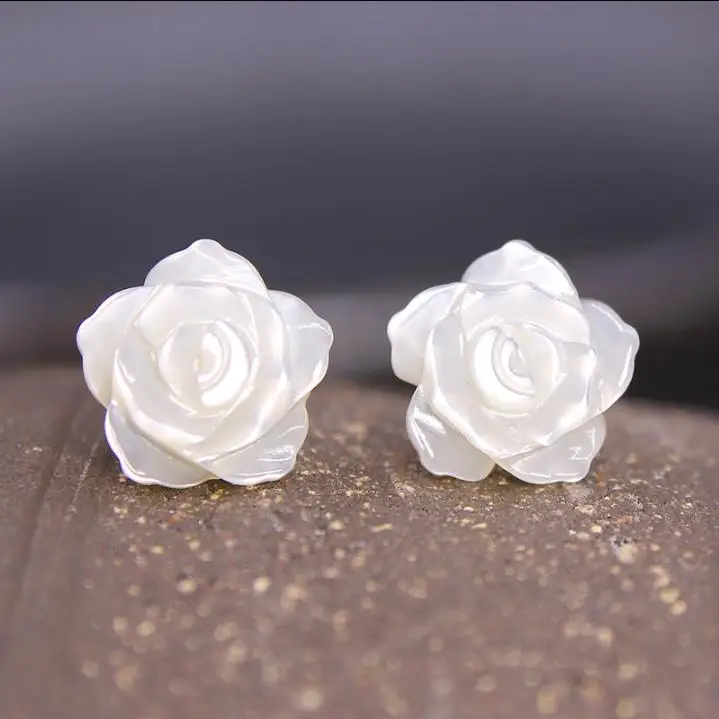 
 Оптовая продажа, жемчужные ракушки, резные Перламутровые Бусины, серьги в форме розы для женщин  