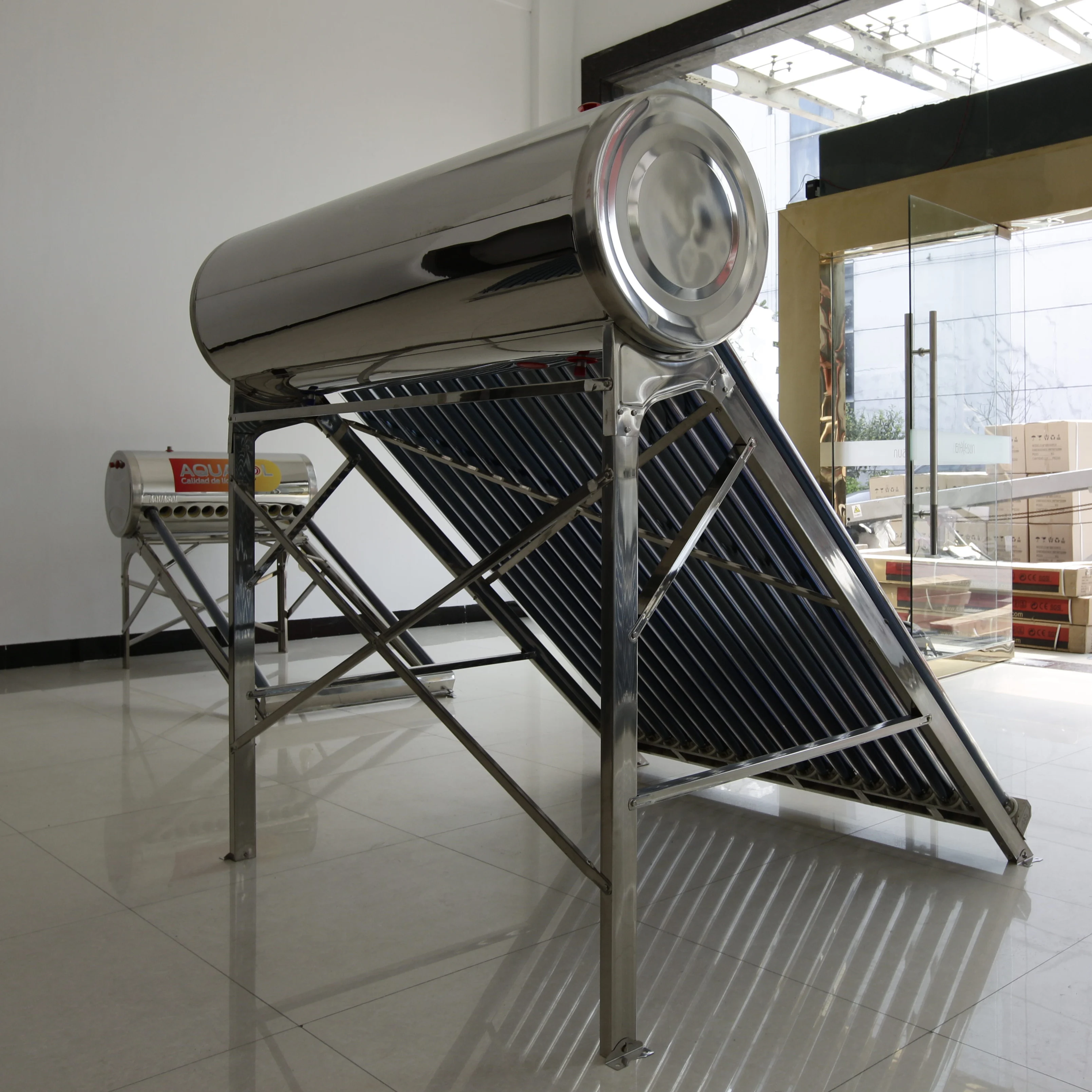 Custom Customizable High Quality Customizable China 60L Solar Water Heater Collector