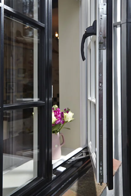 Custom Aluminum Frame Material and Casement Windows Type Sliding Windows and Doors