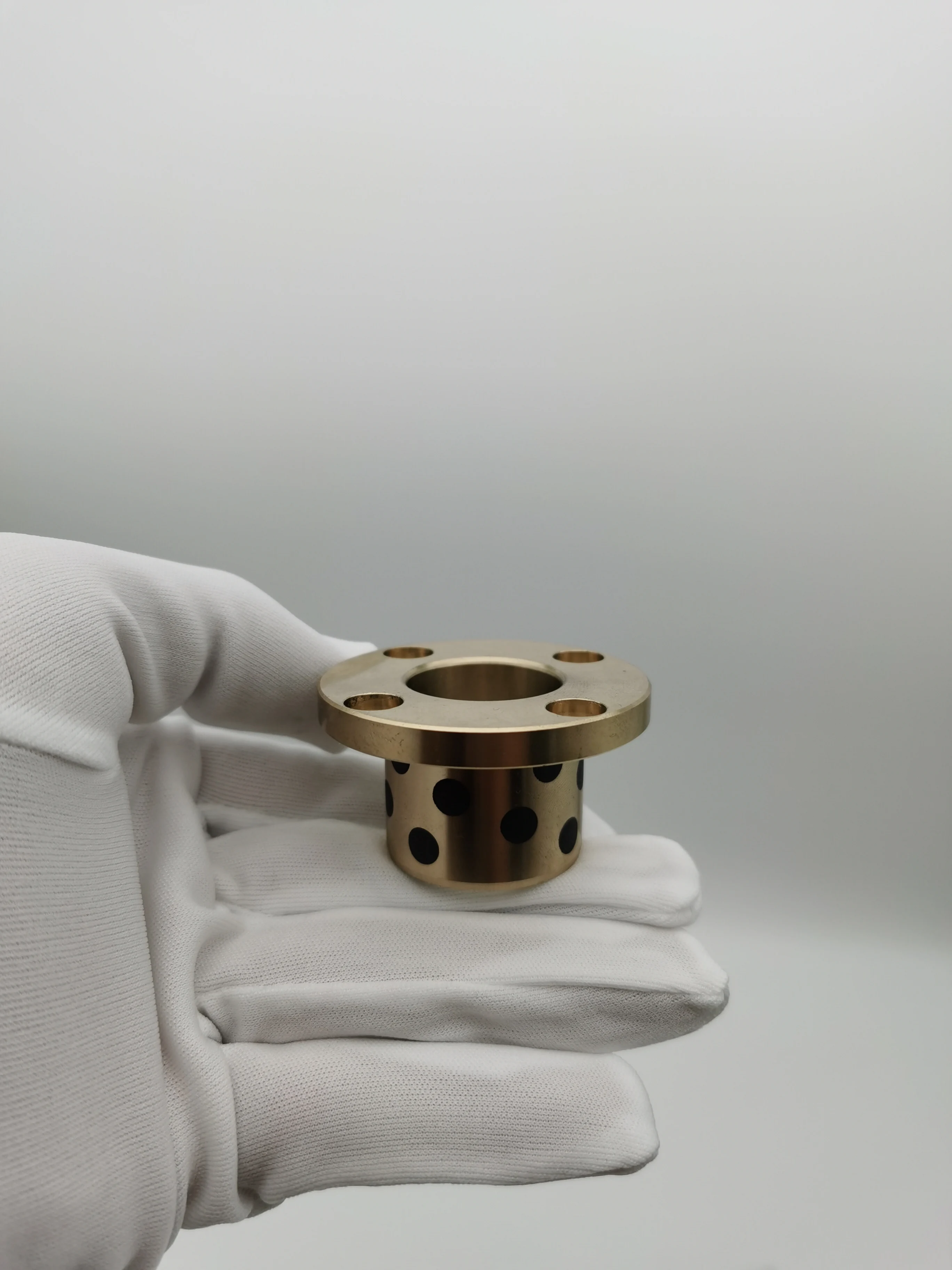 SANLONG  Brass Bronze  Bearing LMF MPTZ Round Flange Graphite Copper Oil Free Bushings Copper Alloy Standard Flanged I.D.F7 G6